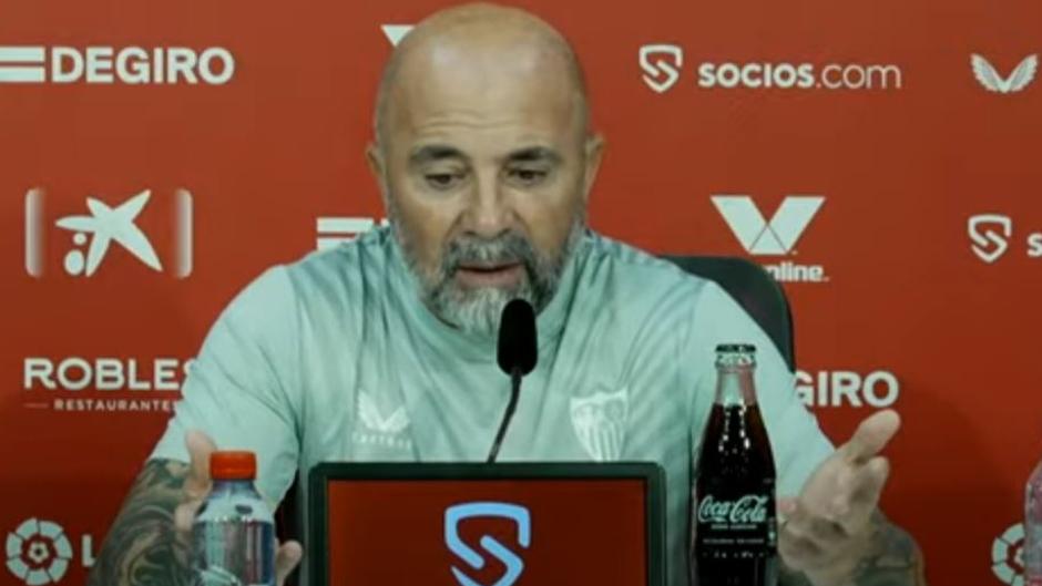 Sampaoli descarta a En-Nesyri y esperará a Bono