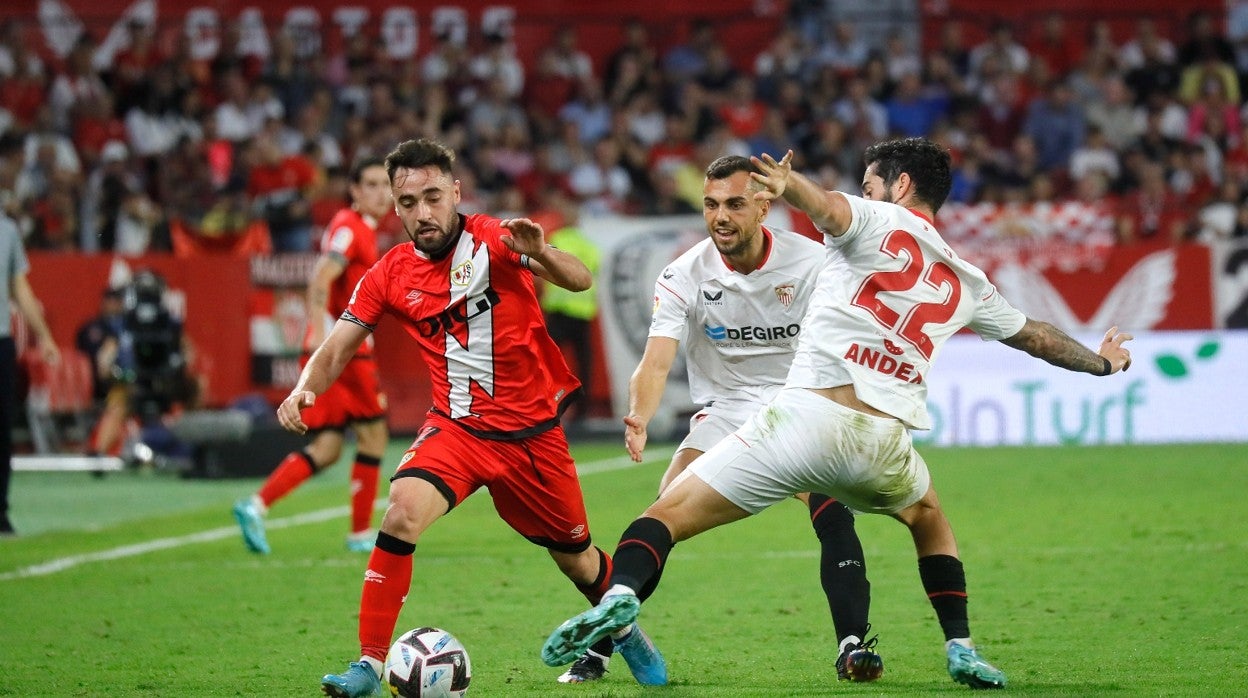 Jordán e Isco, durante el Sevilla - Rayo