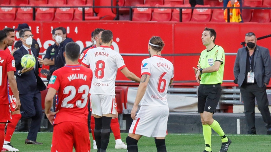 De Burgos Bengoetxea arbitrará el Osasuna-Sevilla