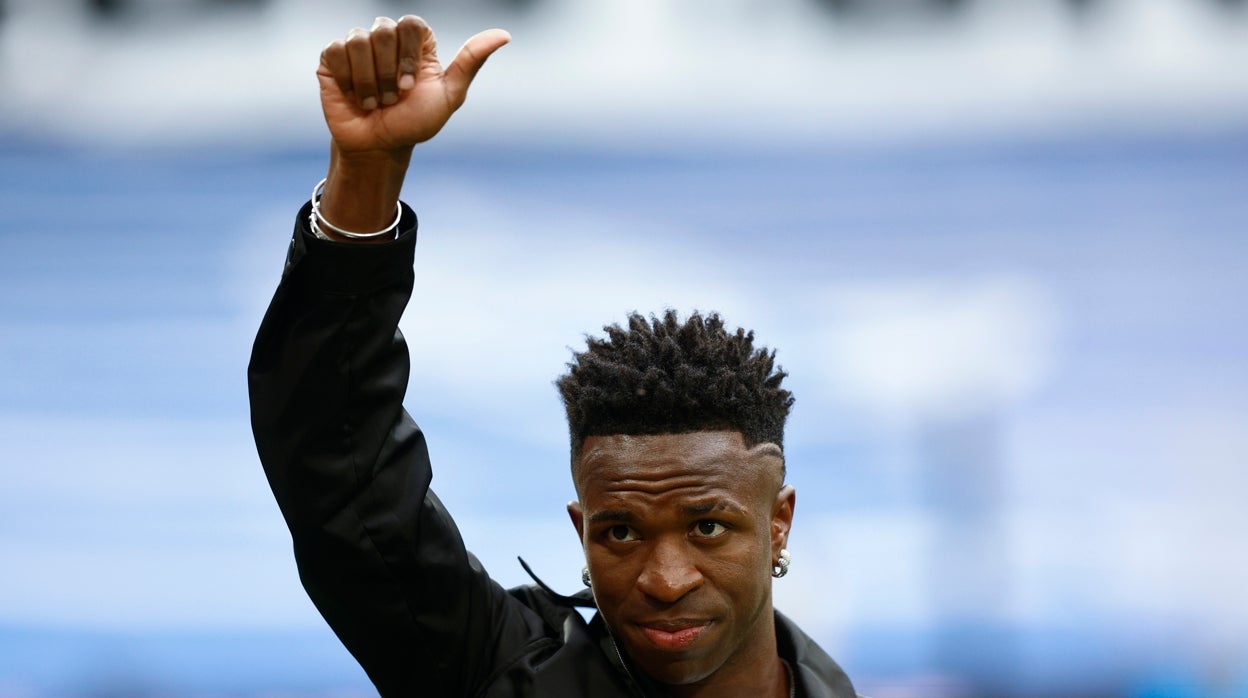 Vinicius, en los prolegómenos del Real Madrid-Rayo Vallecano de la jornada 36ª