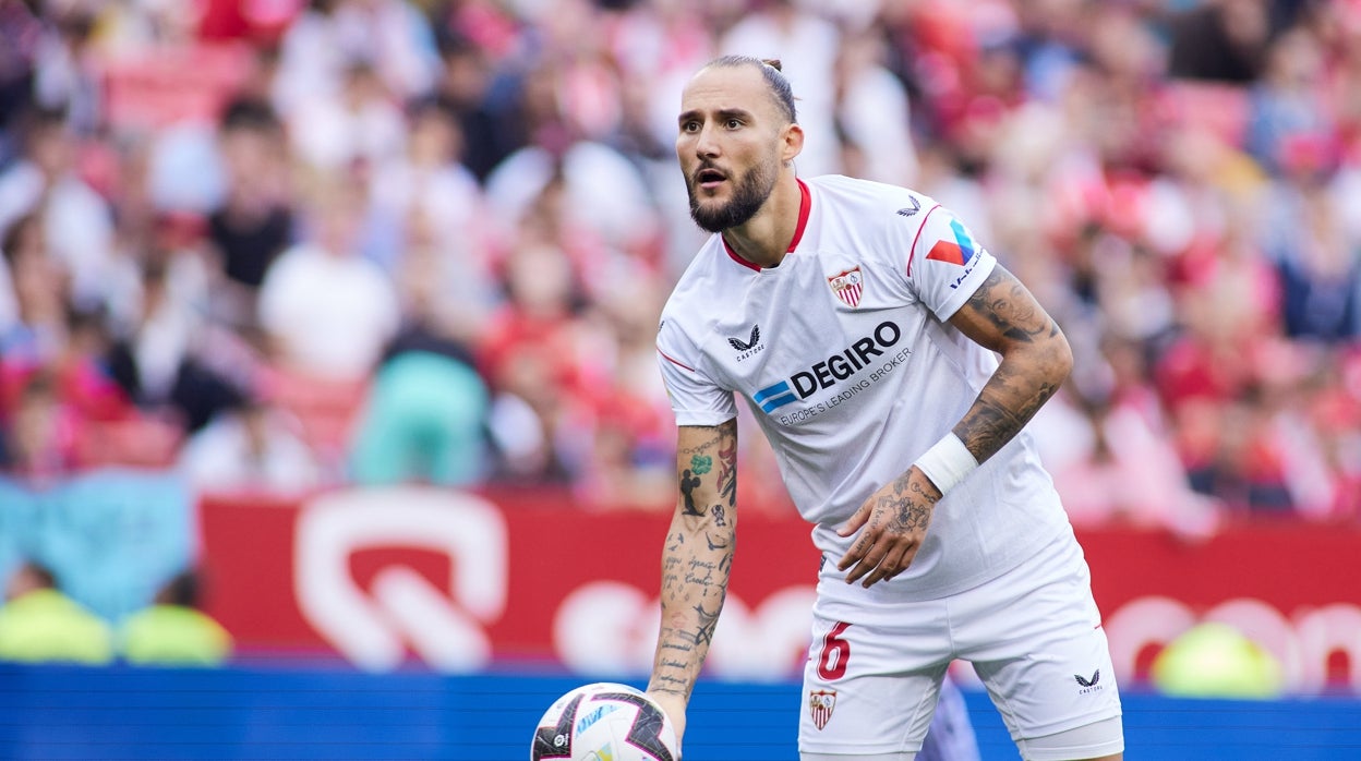 Gudelj durante el partido disputado entre el Sevilla y el Real Madrid en el Sánchez-Pizjuán