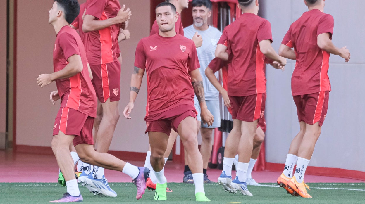 Rony Lopes, en un entrenamiento con el Sevilla