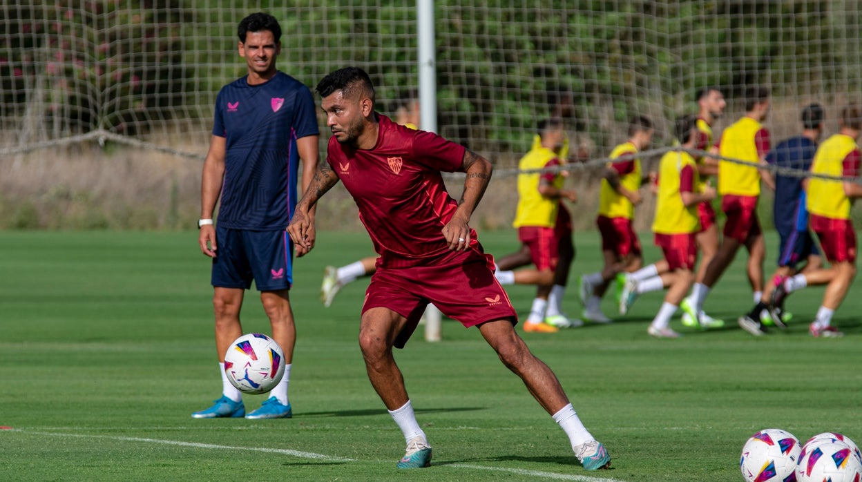 Imagen de Tecatito Corona entrenando en Montecastillo