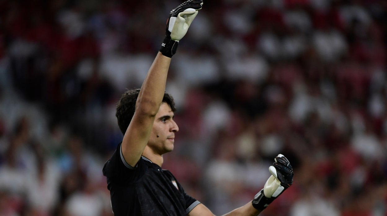 Bono, durante el partido ante el Valencia