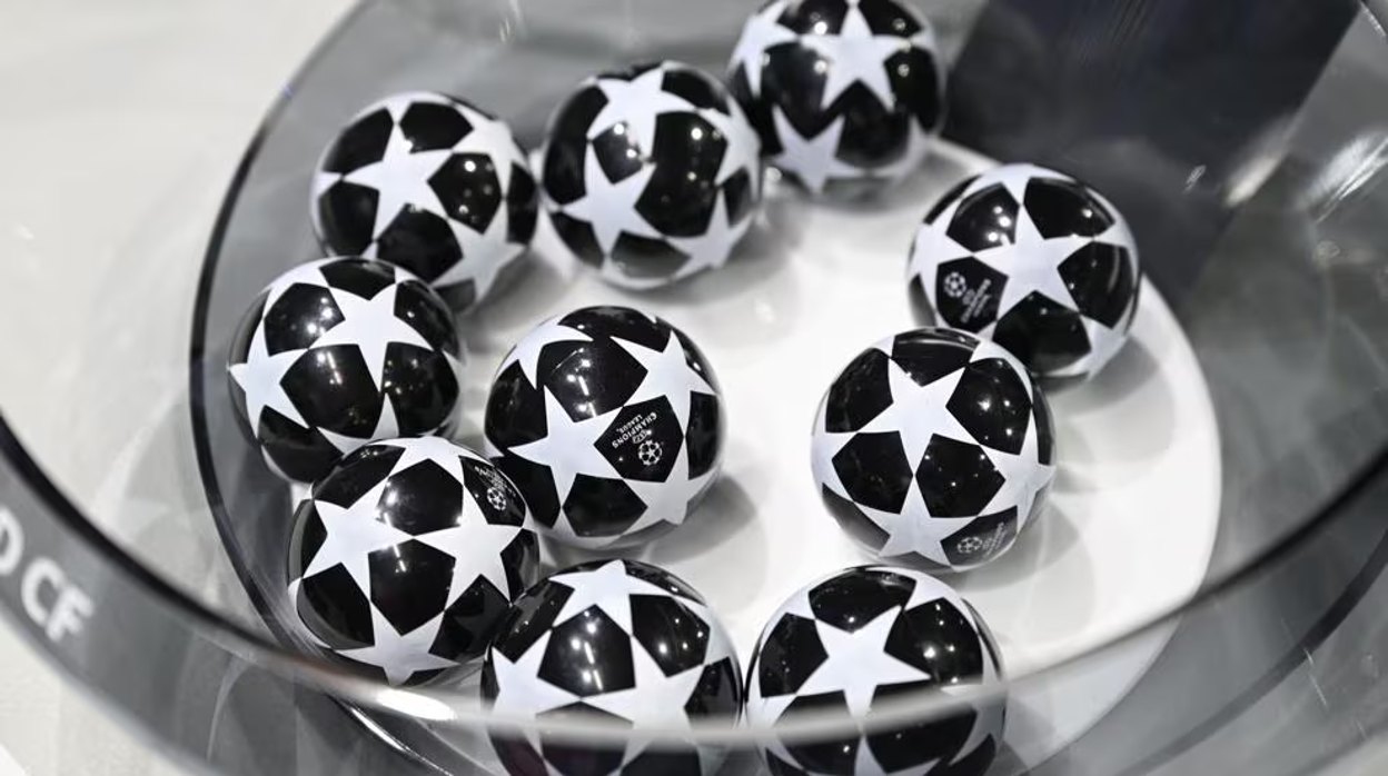 Bolas en uno de los bombos del sorteo