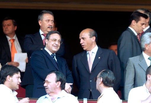 Florentino Pérez y José María Del Nido, en el palco del Ramón Sánchez-Pizjuán
