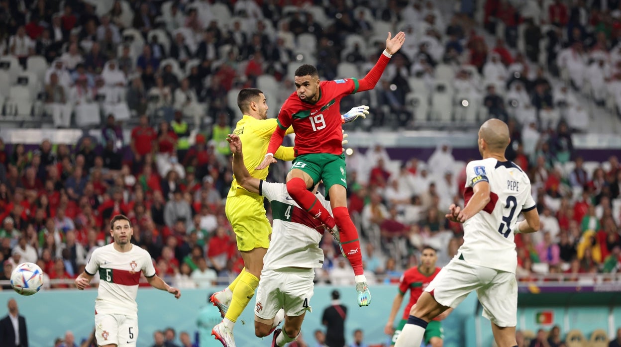 En-Nesyri, con la selección de Marruecos