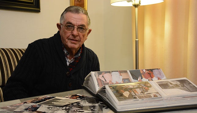 Jesús Martín Cartaya: «Cuando muera, mi archivo fotográfico irá a la hemeroteca municipal»