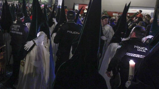 Abogados sevillanos se personan como acusación particular ante los hechos de la Madrugada