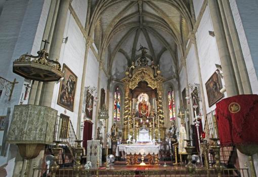 Altar del templo medieval