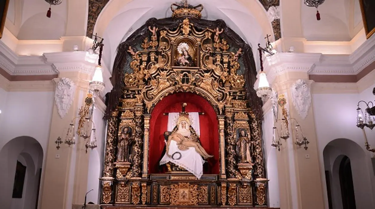 Capilla de la Piedad en Sevilla la devoci n a la Santa Cruz en