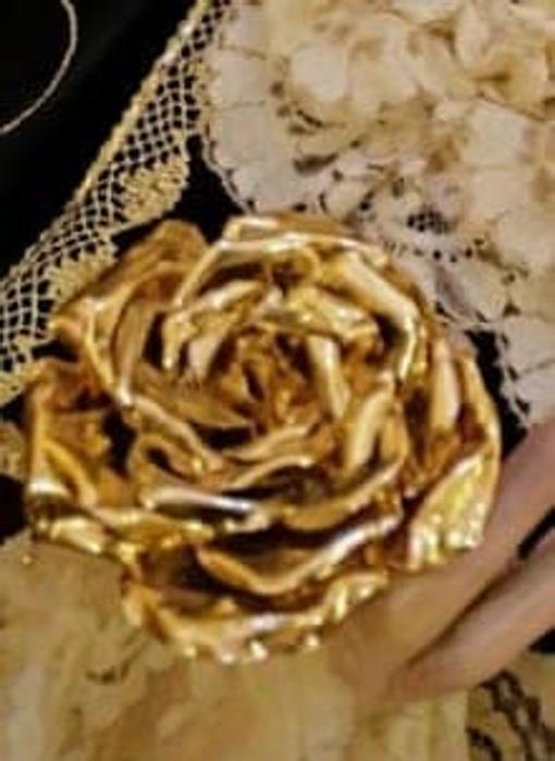 Roban joyas en los Servitas de los Palacios