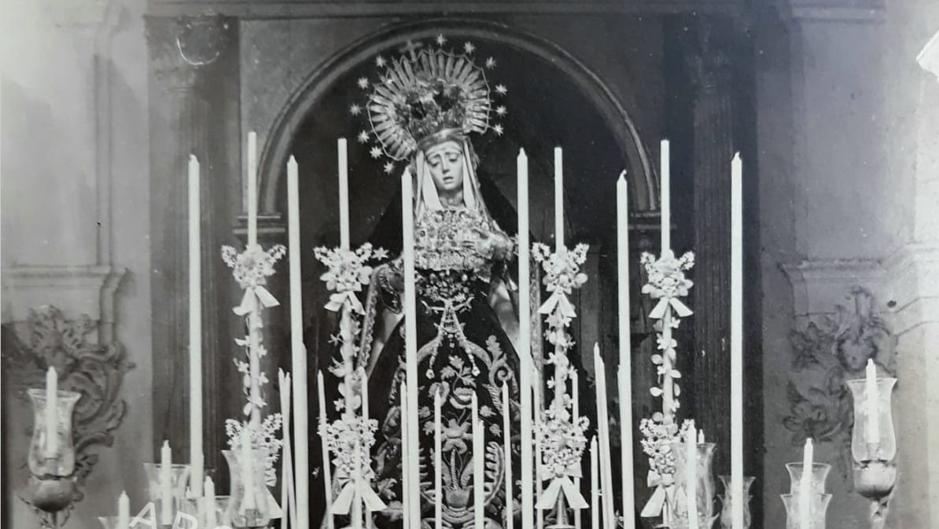 Una dolorosa sin palio en la Semana Santa de Sevilla, 125 años después