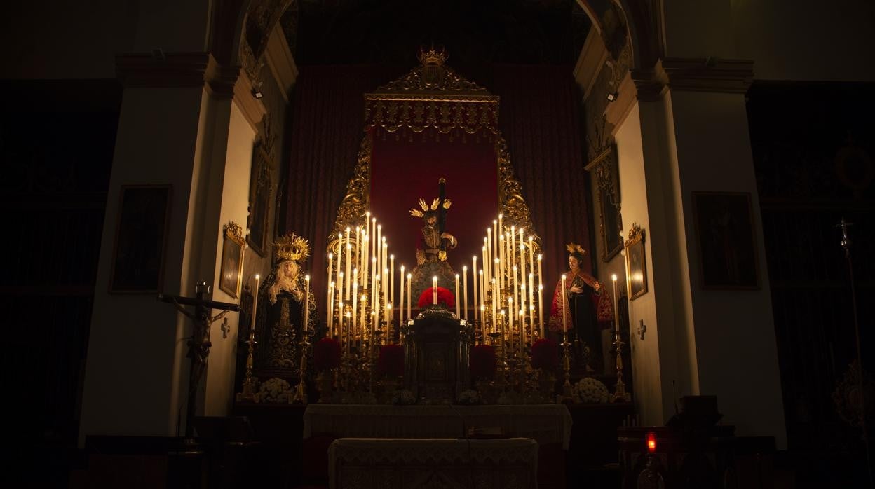Altar de novena del Señor de las Tres Caídas de San Isidoro