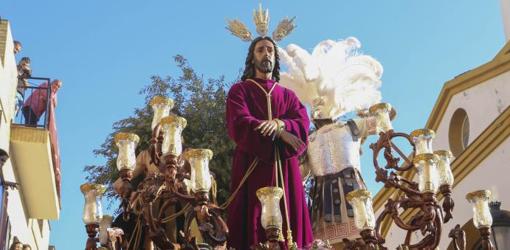 Horarios e itinerarios del Viernes de Dolores en Sevilla de la Semana Santa 2022