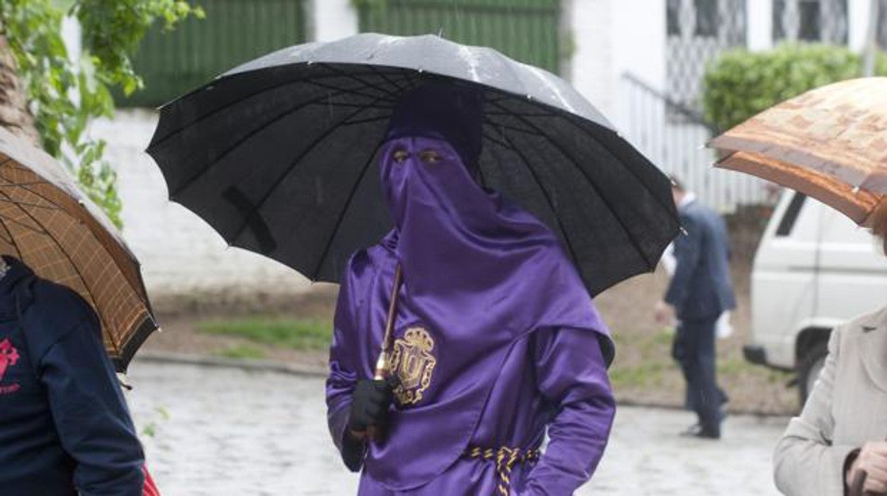 Se esperan lluvias muy débiles en Sevilla por la tarde este Lunes Santo