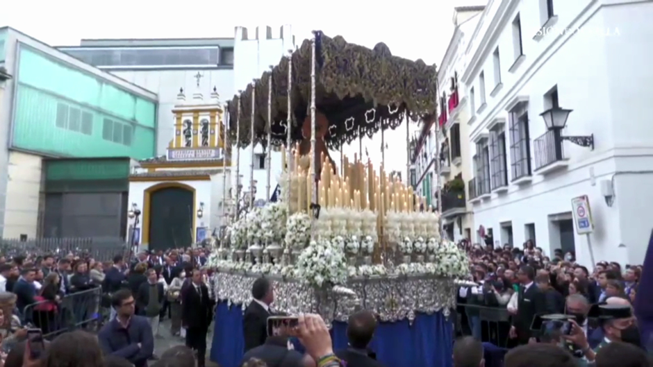 En vídeo: el Arenal resistió bajo la lluvia para ver a la Virgen de Guadalupe