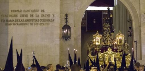 Horarios e itinerarios de la Madrugada de la Semana Santa de Sevilla 2022