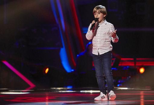 Jesús Montero cantó 'Me cuesta tanto olvidarte' de Mecano