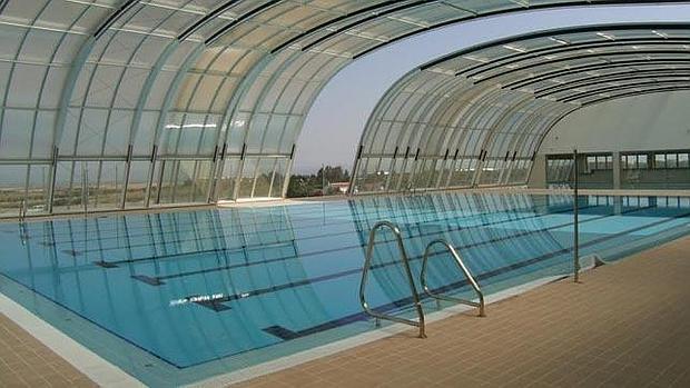 La piscina tenía un número de usuarios bajo para su capacidad