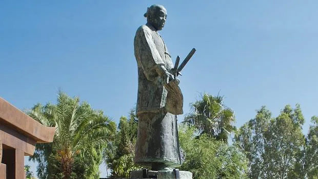 Estatua de un samurai en Coria