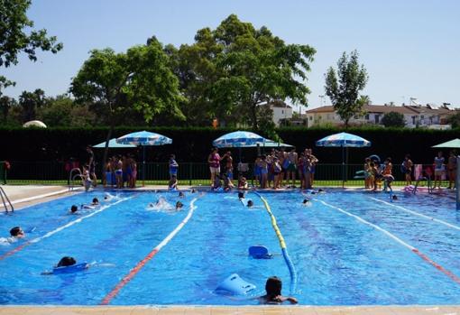 Piscina municipal de Palomares del Río