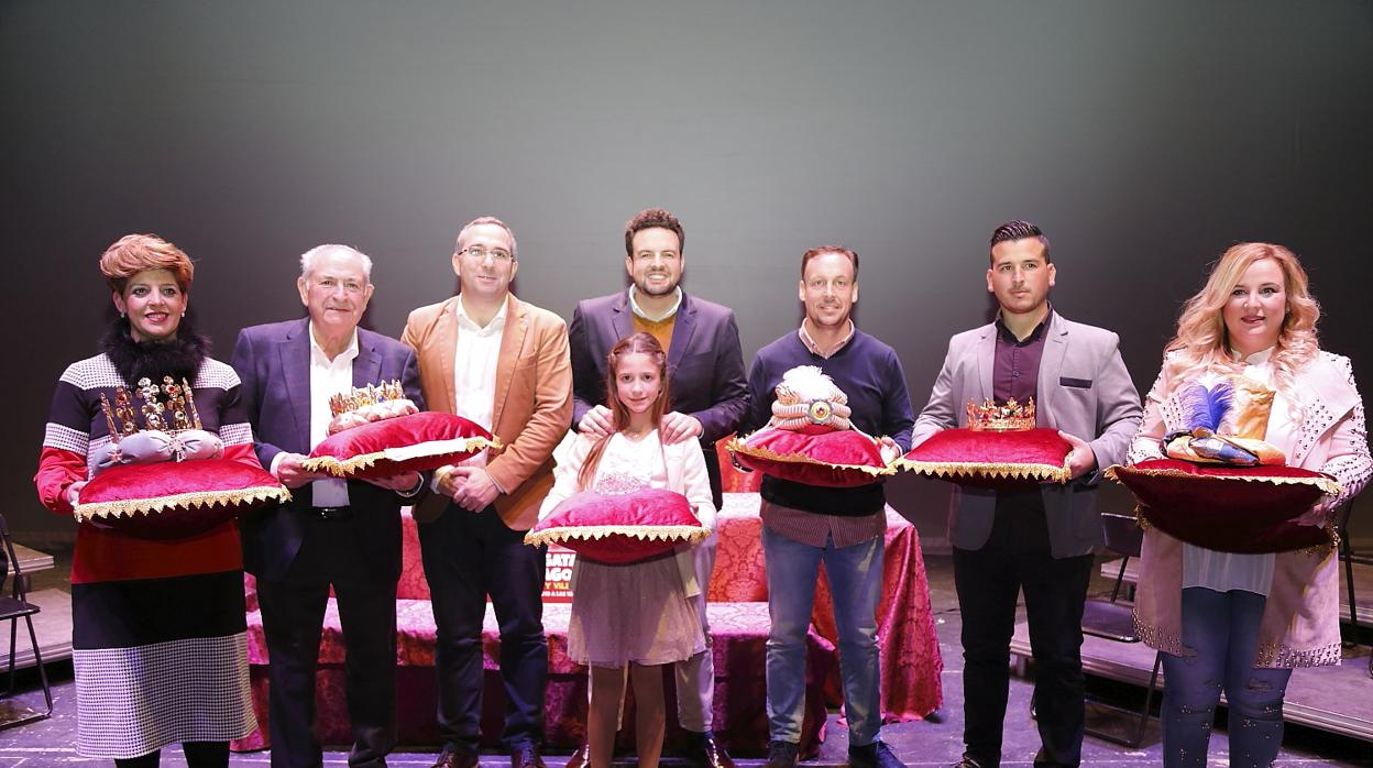 El Teatro Pedro Pérez Fernández ha sido el escenario elegido para la coronación de los Reyes Magos