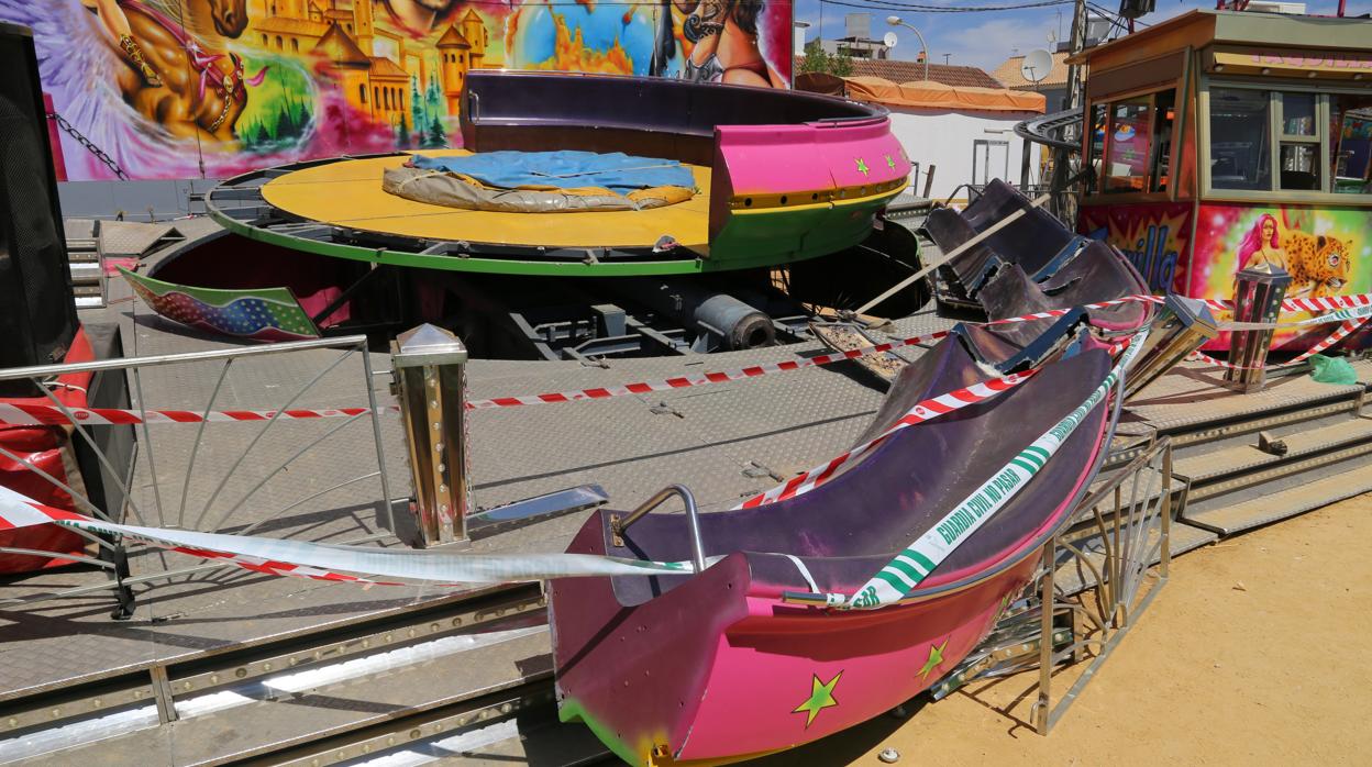 Aspedcto que presentaba la atracción tras el incidente de la feria de San José de la Rinconada