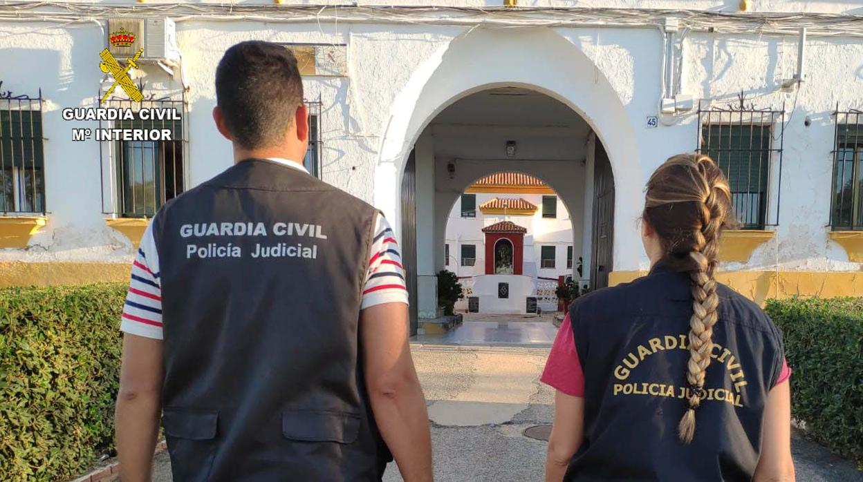 Agentes de la Policía Judicial esclarecen varios robos en un hotel