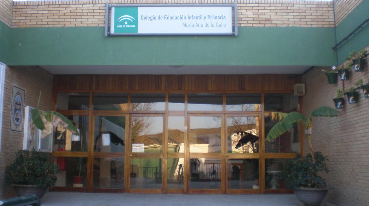 El colegio María Ana de la Calle de El Coronil