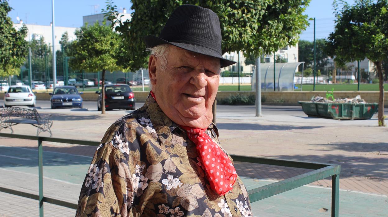El Cuchara de Utrera es en la actualidad el artista más veterano de Utrera y participa en este proyecto