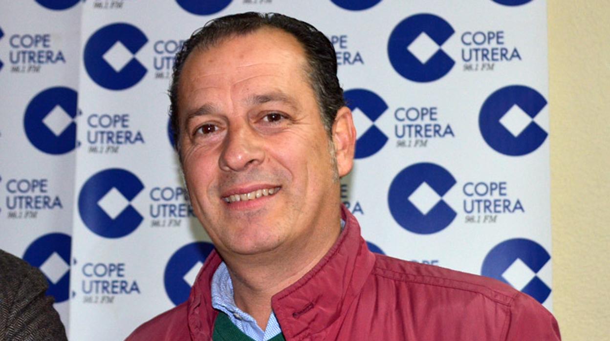 David Gutiérrez es un artista muy querido en Utrera que ha compuesto una canción para levantar el ánimo