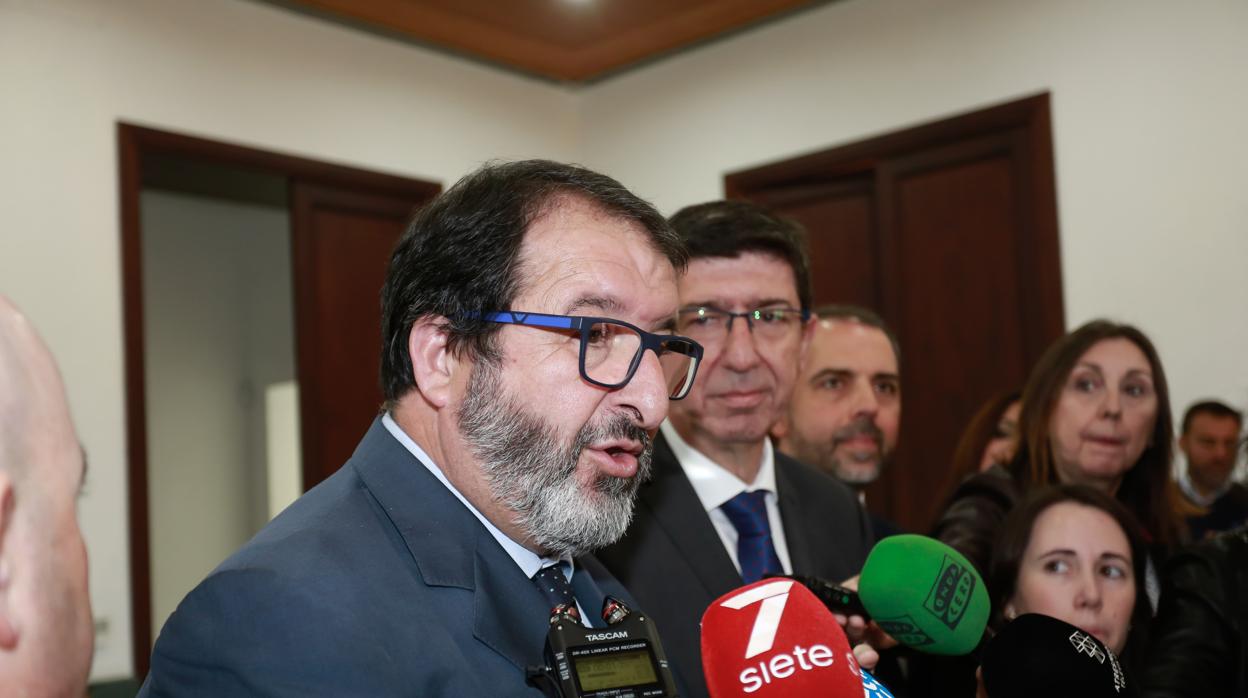 Juan Ávila, alcalde de Carmona, en una imagen reciente antes del confinamiento