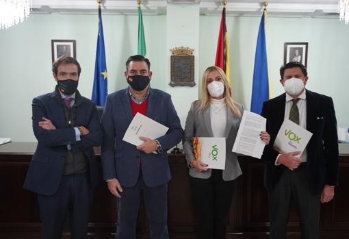Dirigentes de Vox en San Juan de Aznalfarache