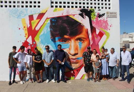 Al acto de inauguración han acudido también familiares de Bambino