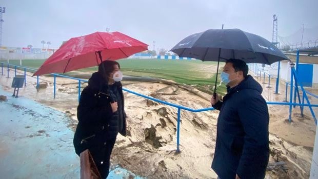 La tormenta de este miércoles dejó en Benacazón más de cien litros de lluvia y Carrión registró otros 90