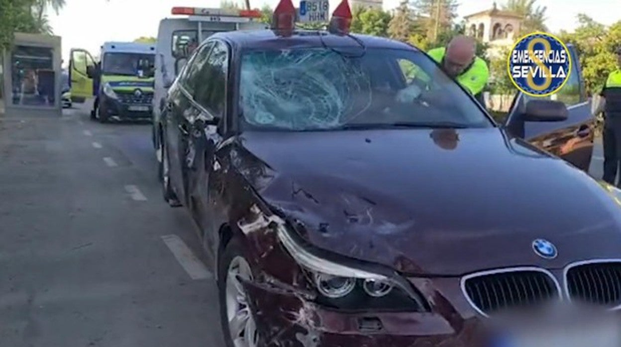 Estado del coche que chocó contra una motocilista esta semana causando un fallecido en Sevilla