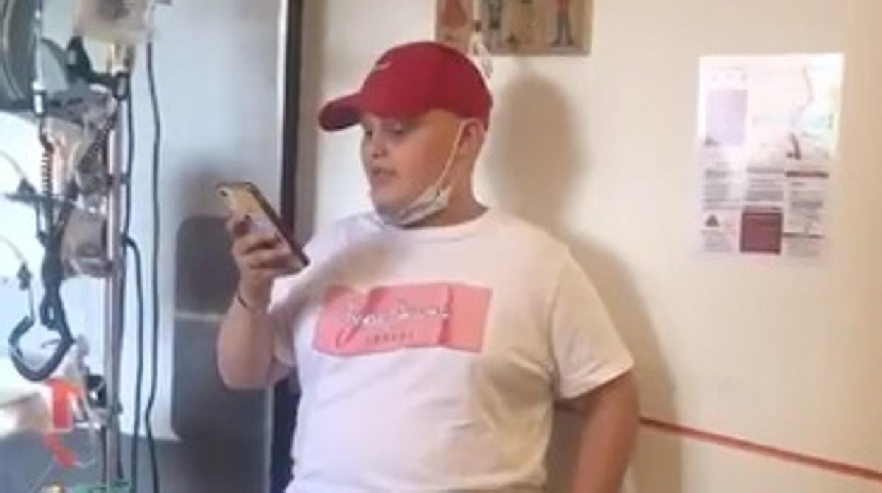 Un momento del vídeo que se ha hecho viral en Twitter