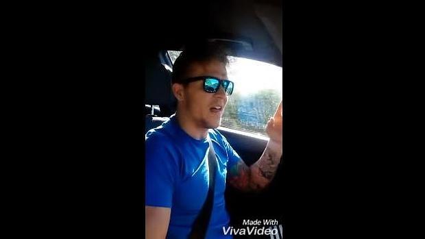 El autor del «simpa» en el peaje de Sevilla a Cádiz: «La gente me apoya y me piden selfies por la calle»