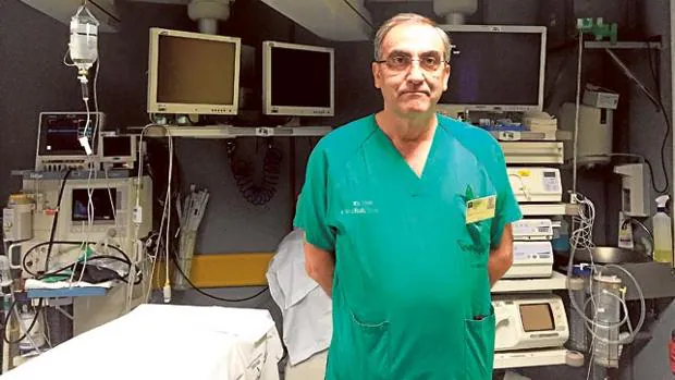 El doctor Rafael Romero Castro ha dirigido los dos estudios de la Unidad de Endoscopia