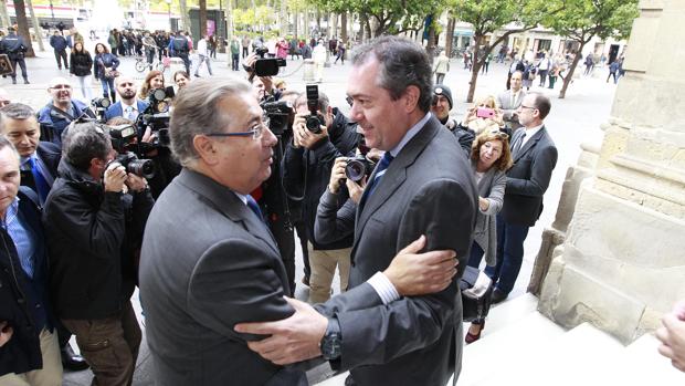 Zoido pide unidad a los concejales del Partido Popular de Sevilla para «volver a ganar»