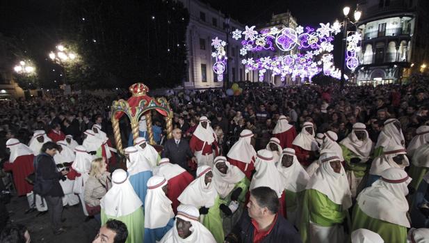 El Heraldo Real adelanta hoy la ilusión en las calles de Sevilla