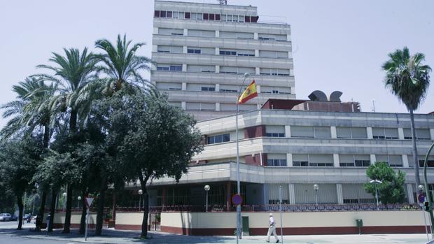 Jefatura Superior de Policía de Andalucía Occidental, en la avenida de Blas Infante
