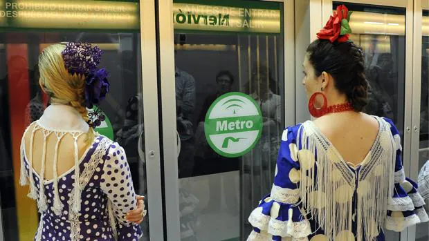 Los trabajadores del Metro de Sevilla mantienen la huelga en la Feria de Abril
