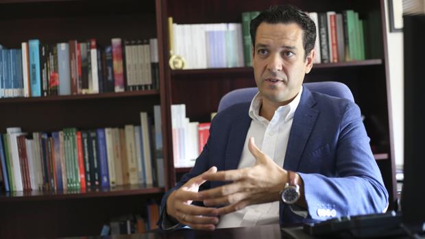 Manuel Torres: «Hay que aclarar la financiación de la mezquita que promueven en Sevilla»