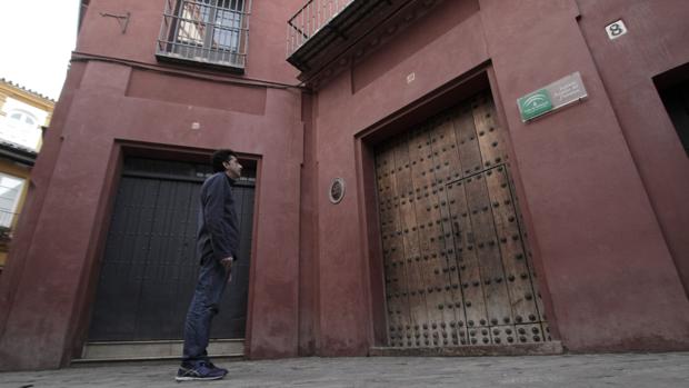 La tienda de la Casa Murillo sólo abre dos horas al día