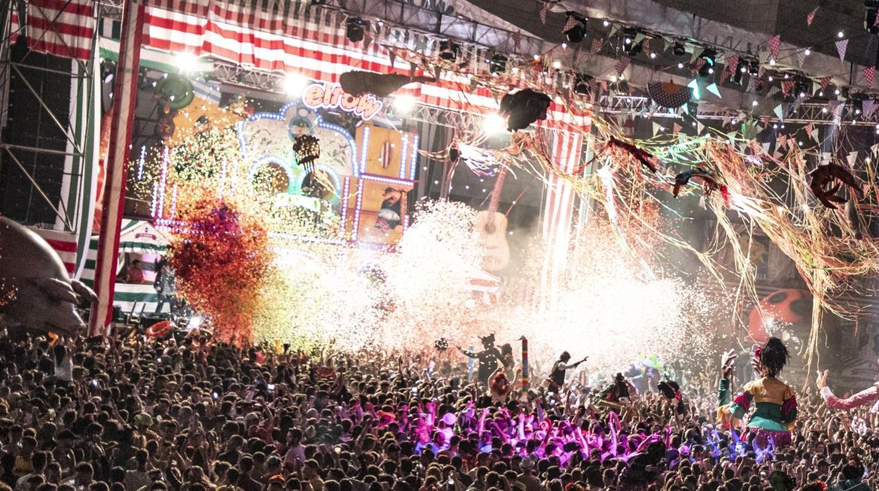Elrow 2018 en Sevilla, con el Auditorio Rocío Jurado en plena explosión de música y animación