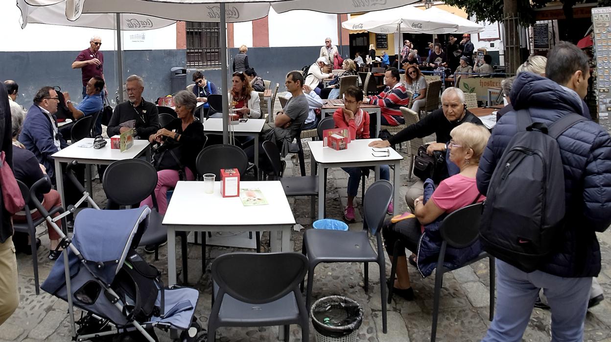 Veladores en un bar Sevilla