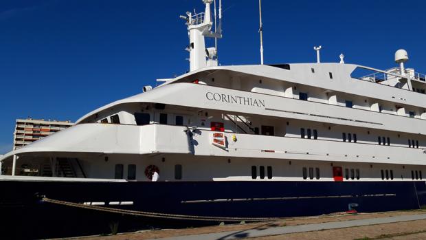 El Puerto de Sevilla recibirá tres cruceros nuevos este año