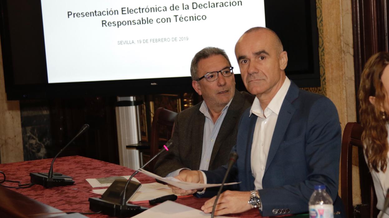 Antonio Muñoz, este martes, en la rueda de prensa Juan Flores